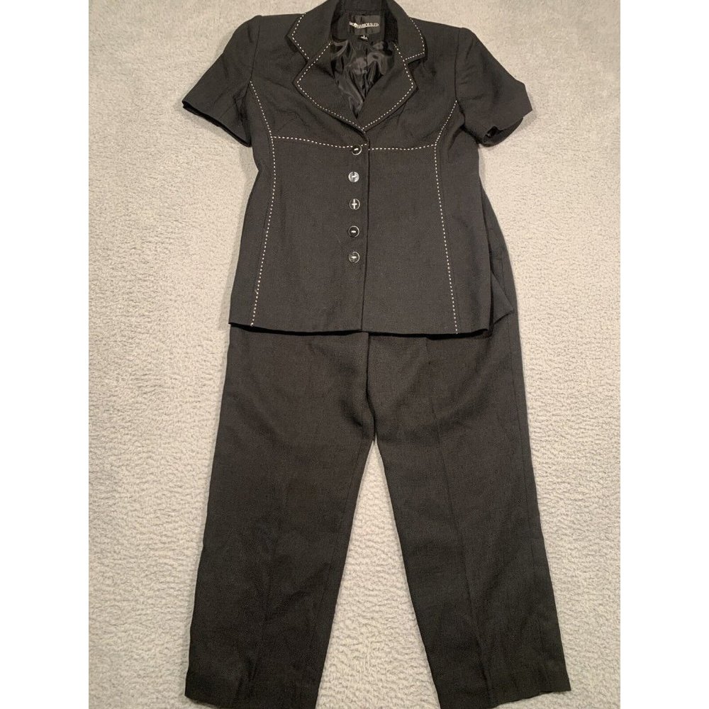 Vintage Sag Harbor Pants Suit Black Short Sleeves Lined Elastic Size 8 Polyester